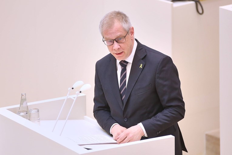 Na posjedu njemačkog političara podmetnut požar i nacrtan simbol Hamasa