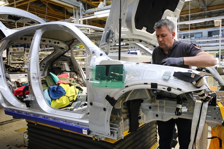 Njemačka industrijska proizvodnja jako pada, zabrinutost raste