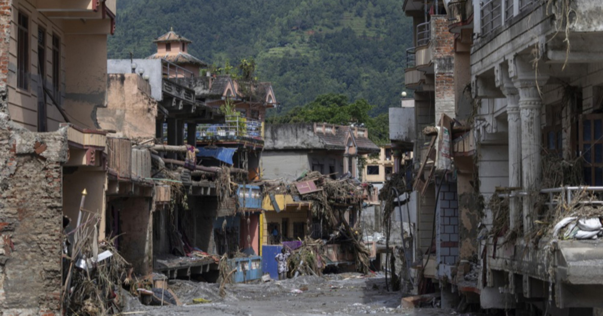 Nepal traga za stotinama stranaca. Među nestalima Britanci, Amerikanci i Ukrajinci...