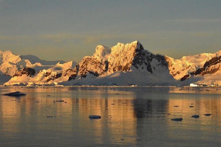 Novi rekord na Antarktici, izmjerena najviša temperatura u povijesti