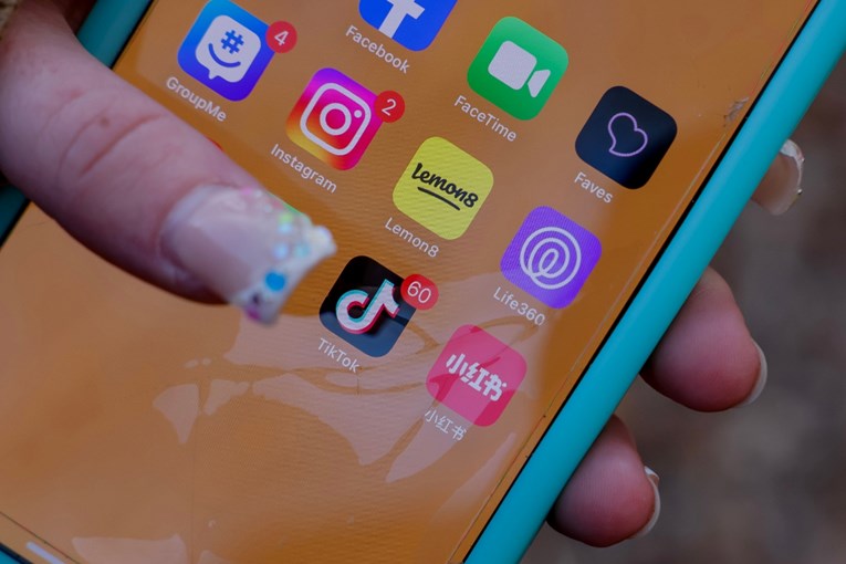 Apple izbacio novi update za iPhone, korisnici: "Ovo je prva stvar koju sam napravio"