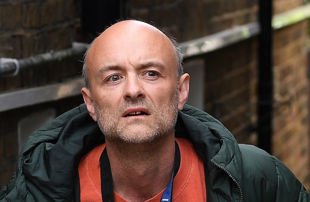 Britanska vlada brani Johnsonovog savjetnika, pritisak medija i oporbe i dalje jak