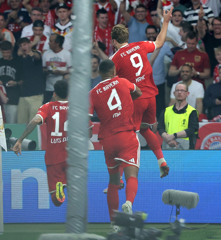 Kane hat-trickom donio Bayernu novi trofej