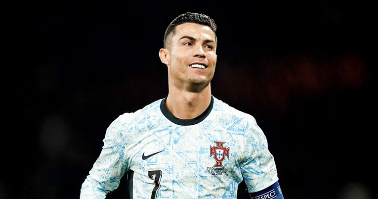 Ronaldo je najplaćeniji igrač svijeta. Zarađuje dvostruko više od Messija