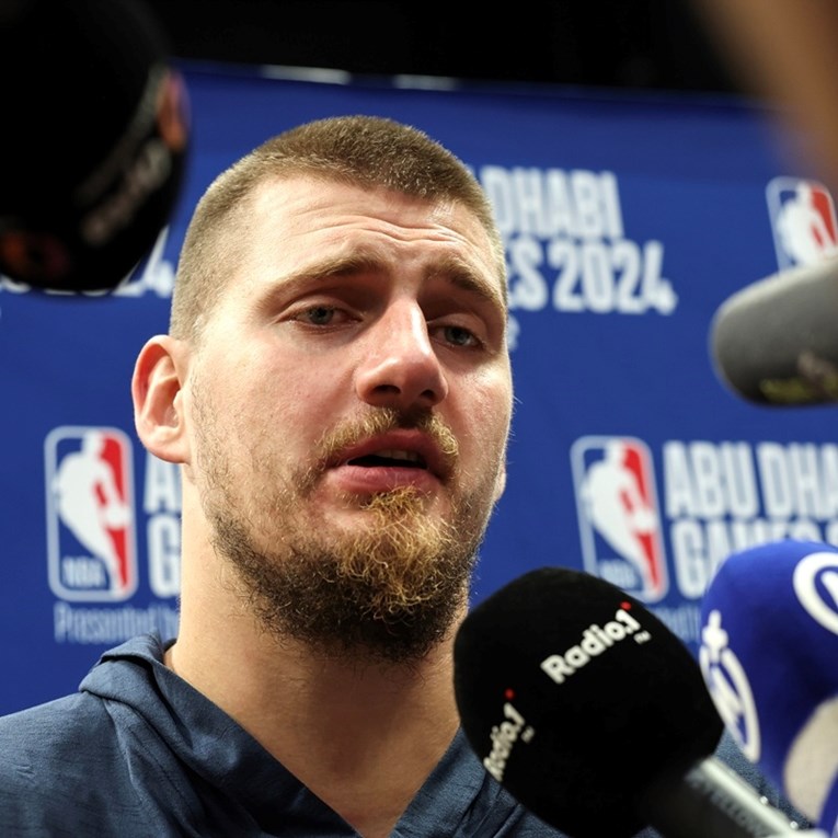 Jokić o čudesnoj trici: Ja to radim samo zbog vas novinara. Vi od toga radite priče