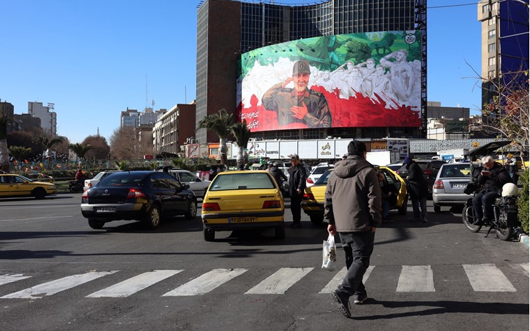 Iranska vlast ograničavanjem interneta sprječava širenje snimki i vijesti