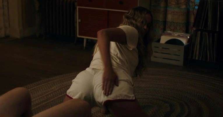 Jennifer Lawrence skinula se do kraja u vrućoj sceni novog Netflixovog filma 
