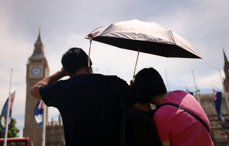 Britanci žele ograničiti temperaturu na poslu: "Produktivnost značajno pada"