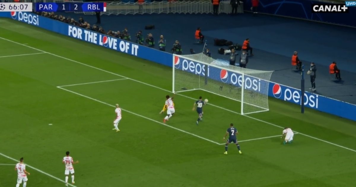 Leipzig je vodio u Parizu, a onda se Messi probudio. Drugi gol zabio je panenkom