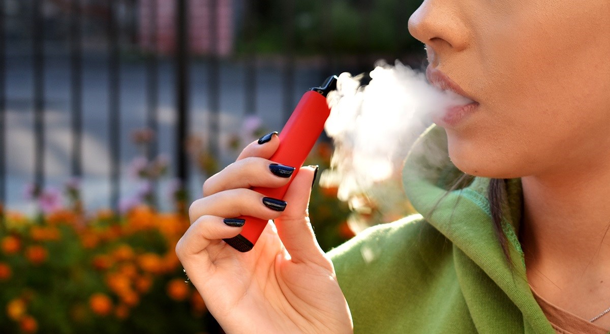 Kazne do 5000 eura za prodaju i kupnju e-cigareta s aromama u Sloveniji