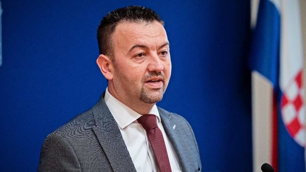 Pavliček traži ispriku Njonje i viteza Reinera jer je HDZ-ovac vrijeđao Sačića