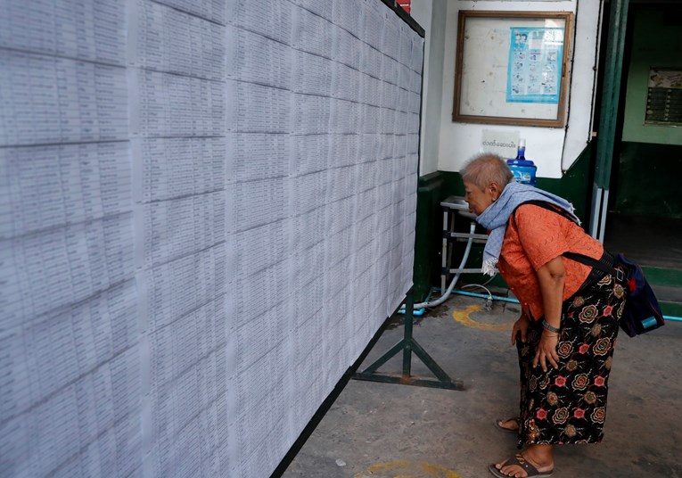 Mjanmar održava prve parlamentarne izbore od vojnog udara