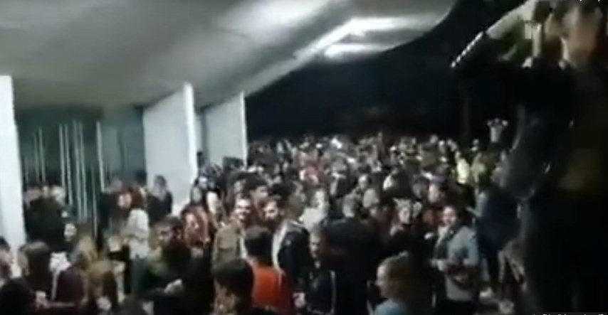VIDEO Ovako je izgledao veliki tulum kod splitskog Kampusa koji je prekinula policija