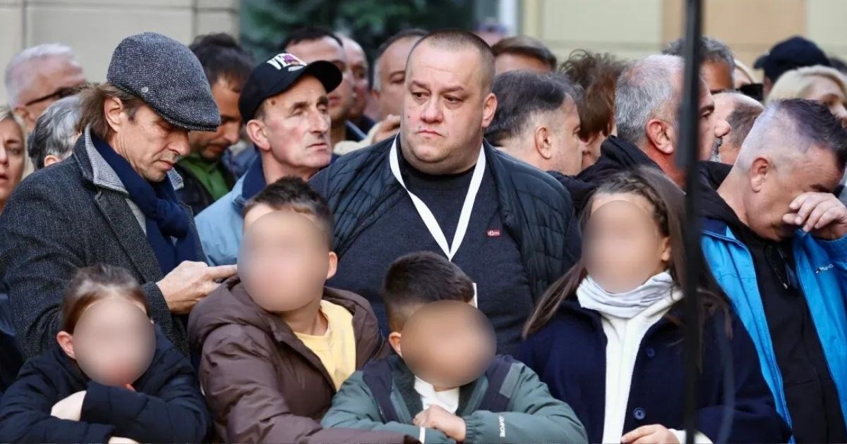 Halidov sin jedinac s djecom došao na okupljanje za svog oca u Sarajevu