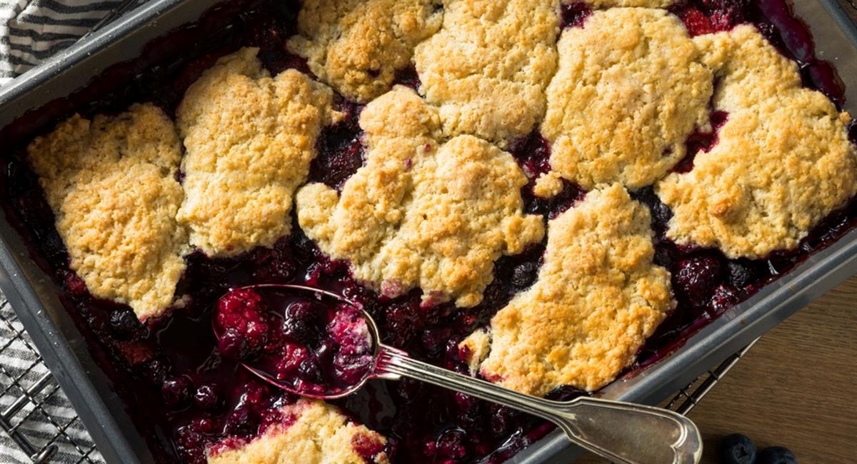 Kolač koji je engleskim doseljenicima bio siromašna zamjena za pitu. Danas je hit