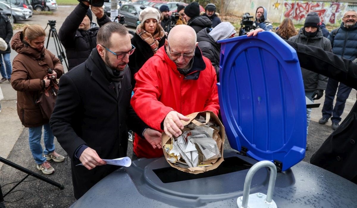 Tomašević obišao nove spremnike za smeće u Zapruđu, u Zagrebu će ih biti 2253