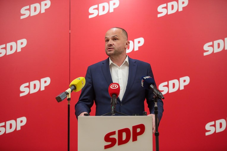 Šef SDP-a: Nema više prostora za kukavičluk i popuštanje radikalnoj desnici