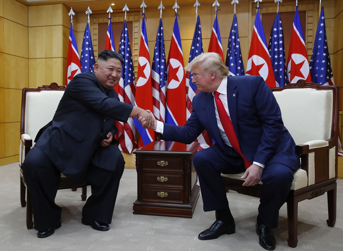Kim je Trumpu poslao dva pisma u mjesec dana, mediji otkrili zašto