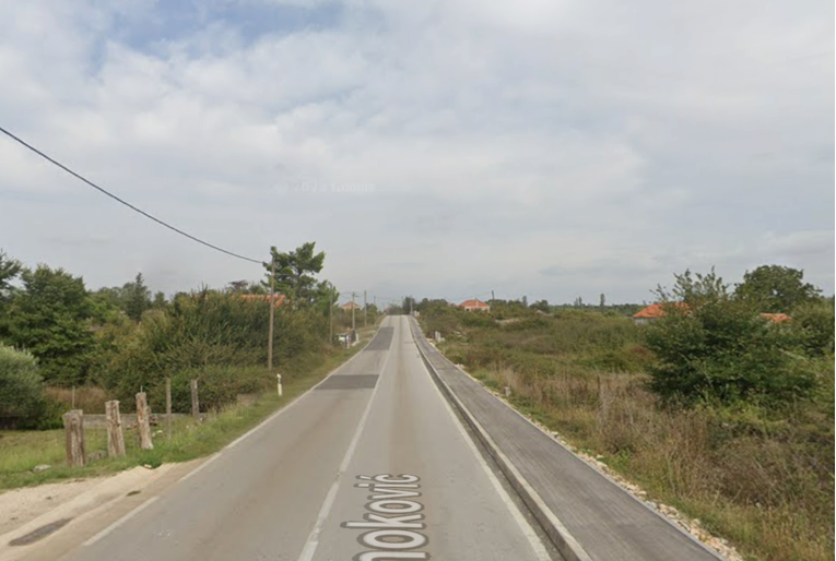 Kod Zadra skrivio frontalni sudar s poljskom obitelji pa pobjegao. Našli ga u bolnici