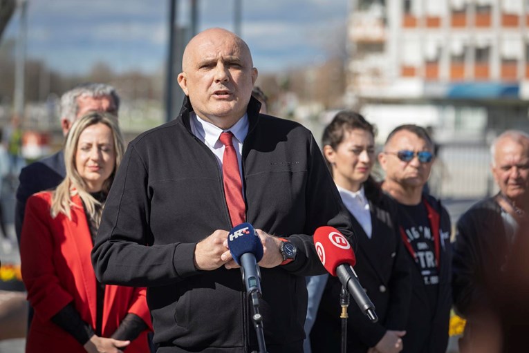 Pavliček traži otkazivanje izložbe. Vukovarski SDP: To podsjeća na Jugoslaviju