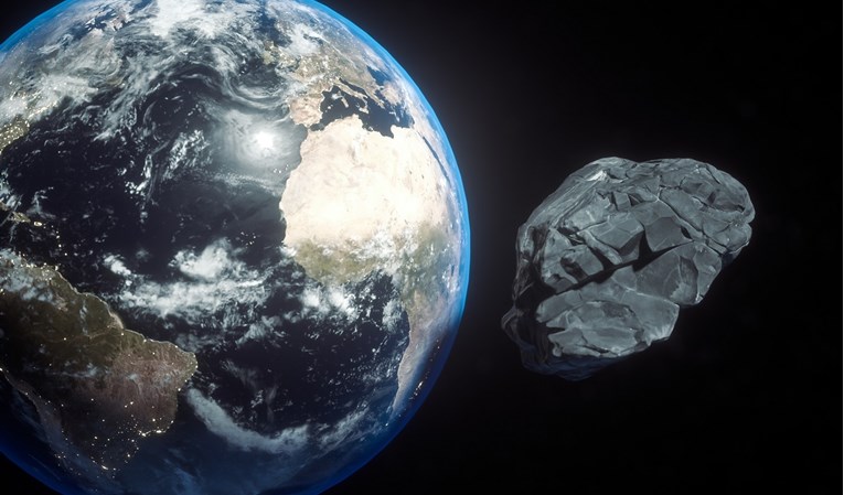 Asteroid je proletio tik uz Zemlju, uočen je prekasno. Koliko je to opasno?