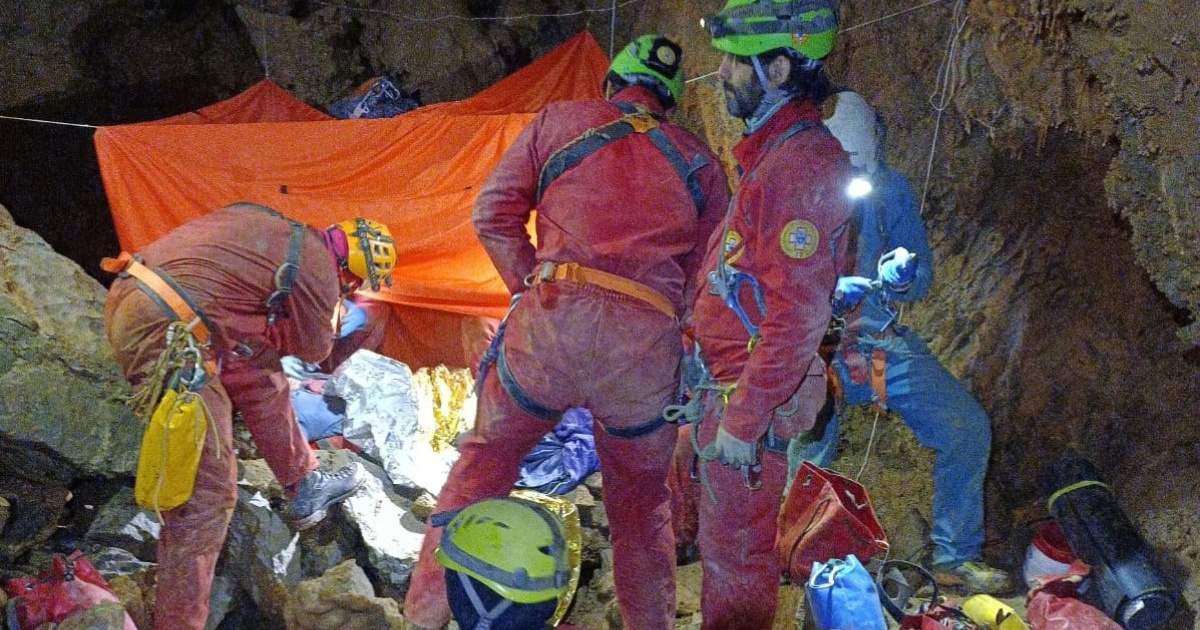 Speleolog u Italiji spašen iz dubine od 120 metara