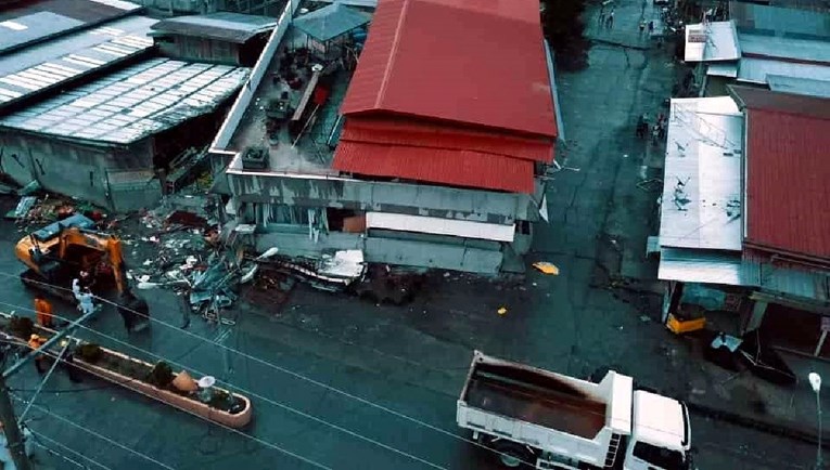 Raste broj žrtava potresa na Filipinima, zasad ih je četiri