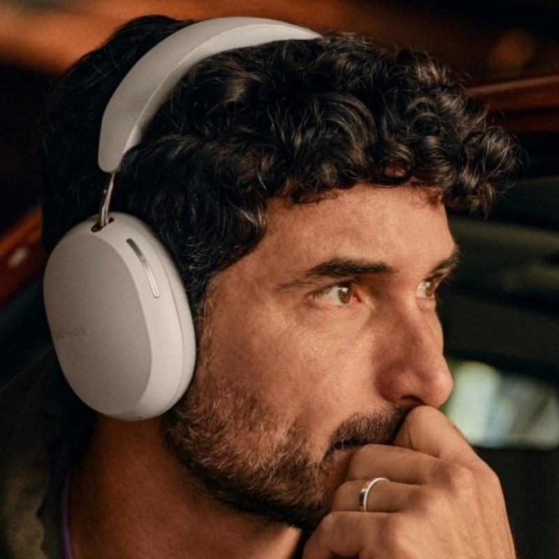Stigla ozbiljna konkurencija slušalicama Apple AirPods Max