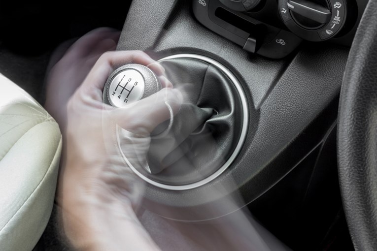 Kako "gušenje" motora tiho uništava auto