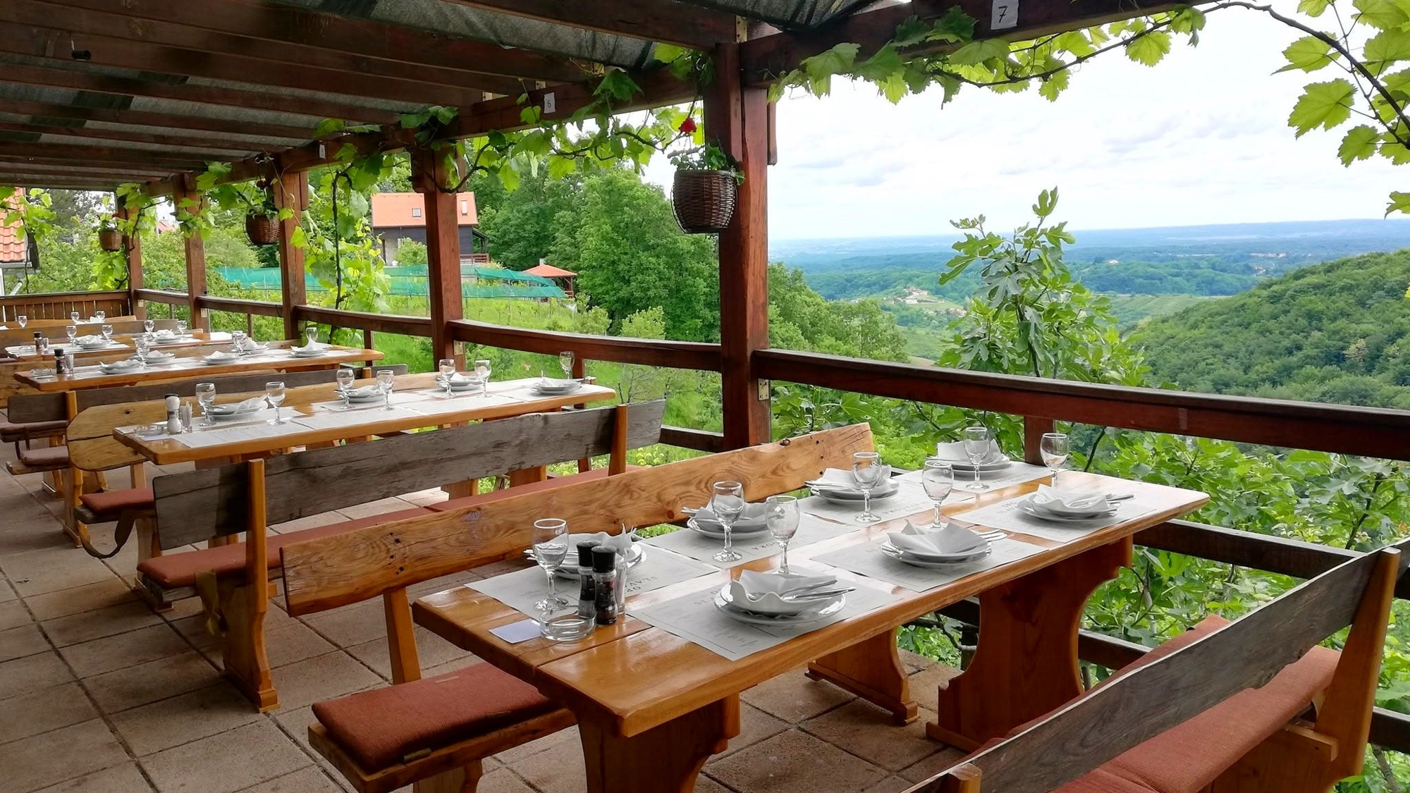Sezona obiteljskih ručkova: Top lista restorana s domaćom hranom