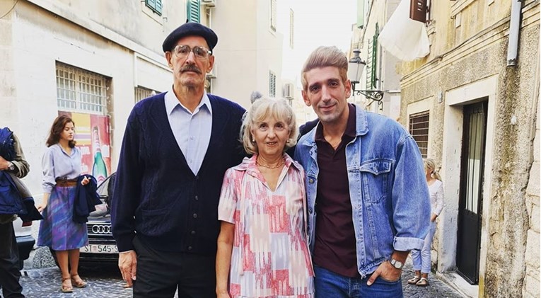 Slavko Sobin objavio sliku s roditeljima i oduševio fanove: Vidi se na koga si lijep