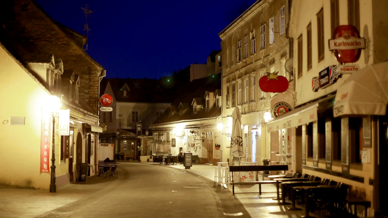 Najrestoranskija ulica u utorak navečer gotovo je prazna. Što se događa?