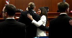 Šuška se da su se zaljubili: Lijepa odvjetnica Johnnyja Deppa je zvijezda suđenja