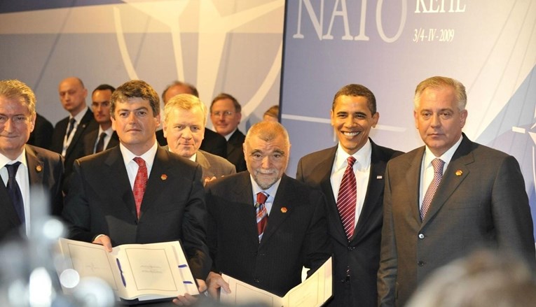 Hrvatska prije točno 15 godina ušla u NATO. Milanović je tražio referendum