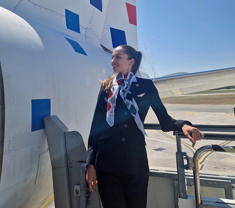 Croatia Airlines traži stjuardese i stjuarde. Ima važan uvjet što se tiče izgleda