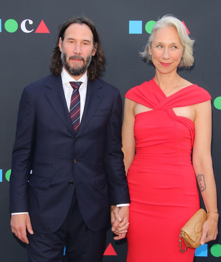 Keanu Reeves komentirao glasine o vjenčanju s Alexandrom Grant