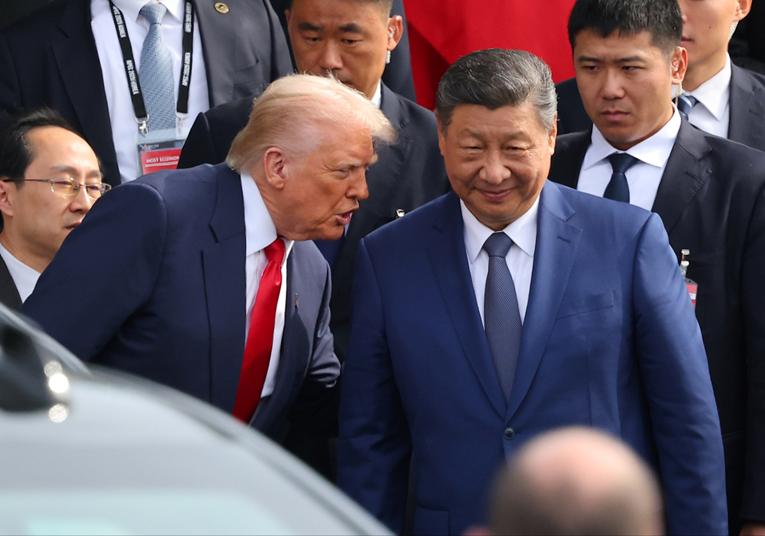 Trump krajem ožujka putuje u Kinu. Pregovarat će o carinama