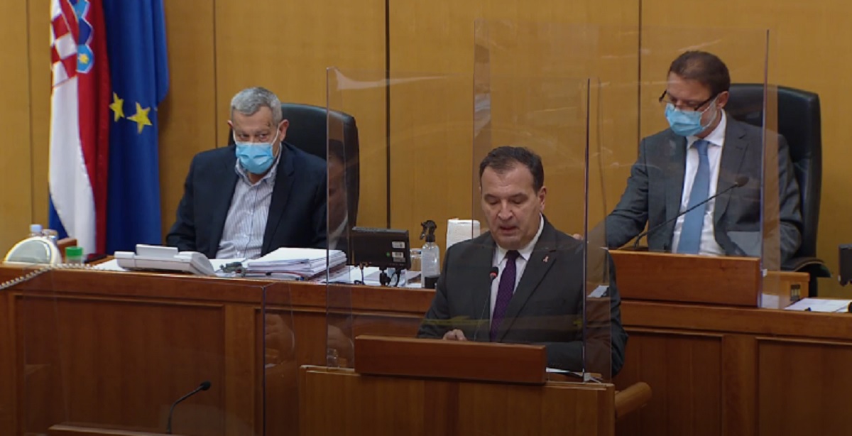 Burna rasprava u saboru, Beroš tvrdi da su mjere nužne i da će trajati koliko treba