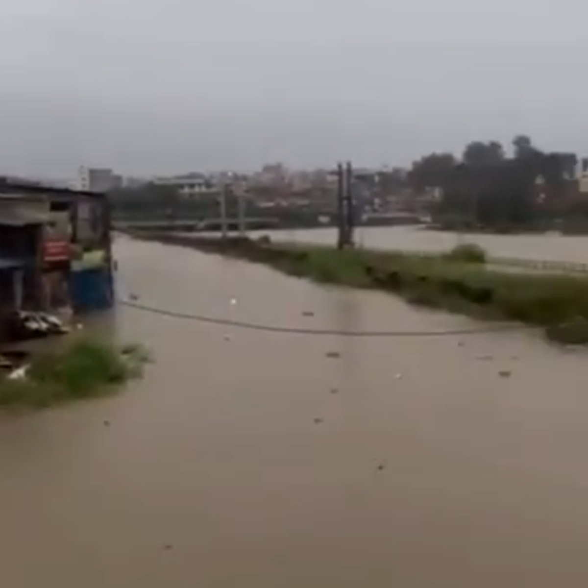 VIDEO Obilne kiše u Nepalu, poginulo najmanje 22 ljudi