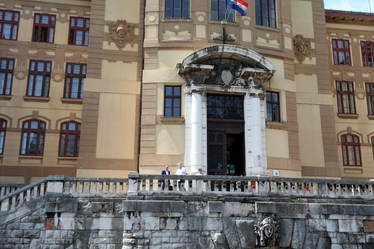 Slovenac optužen da je prevario riječkog nogometnog trenera za 52.500 eura