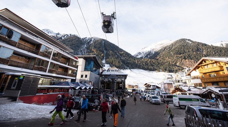 Austriju će tužiti tisuće turista zbog širenja koronavirusa s popularnog skijališta?