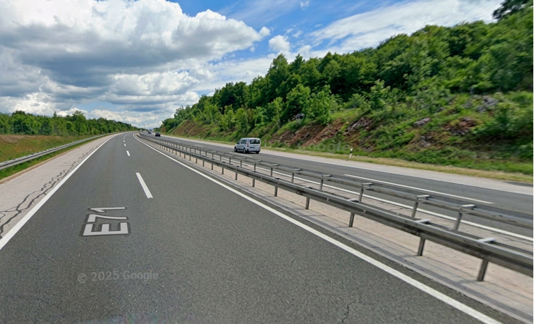 Na A1 vozio 226 km/h