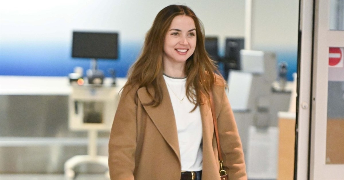 Baletne tenisice su hit proljeća, a Ana de Armas već nosi luksuzni model