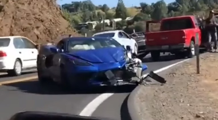 Prvi je pao: Testni vozač skršio novi Corvette
