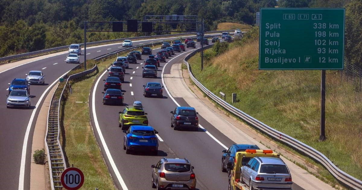 Gužve na autocesti u smjeru mora