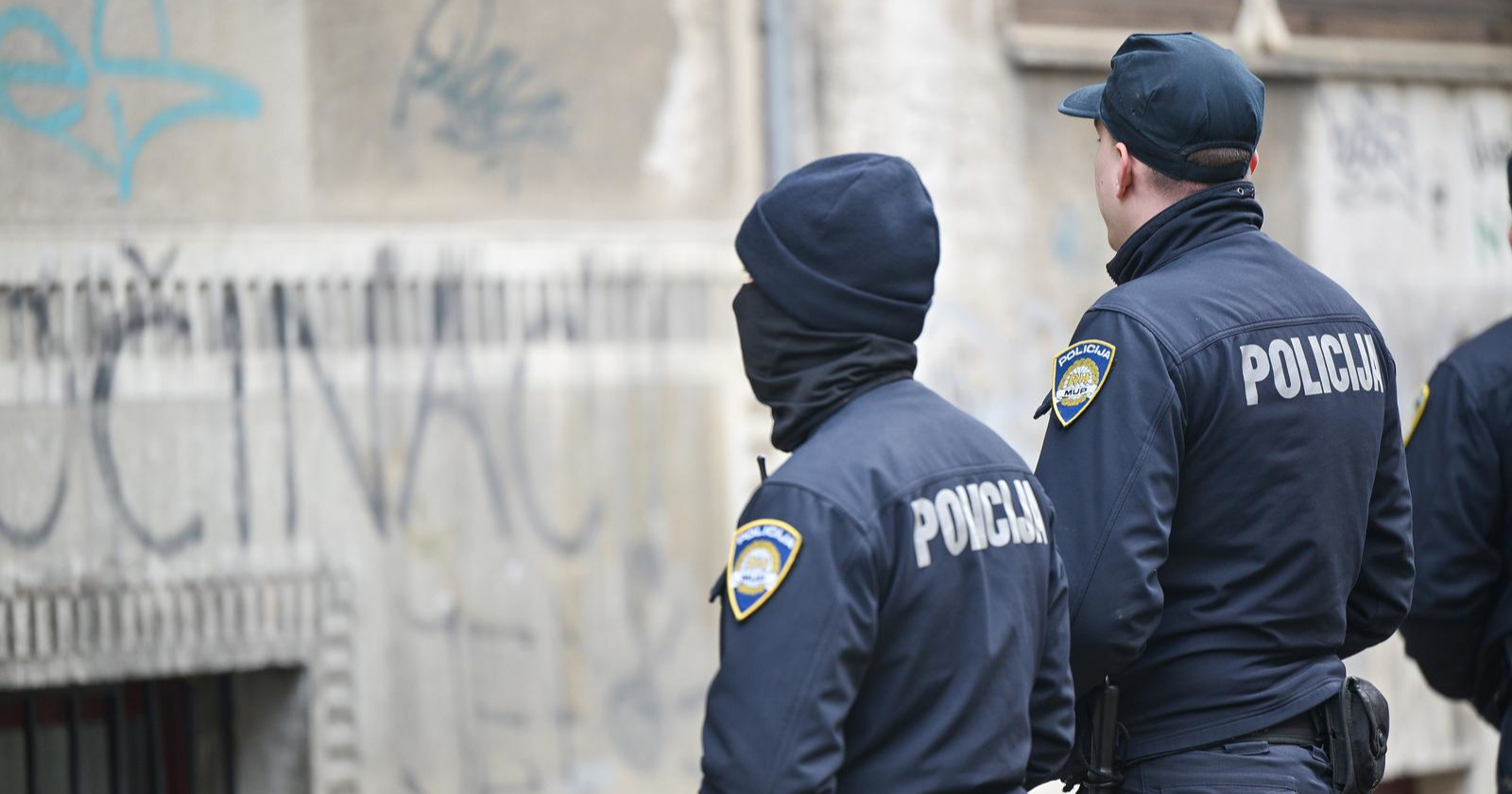 Zagrepčanin partnerici prijetio da će je zatući sjekirom. Kažnjen je s 300 eura