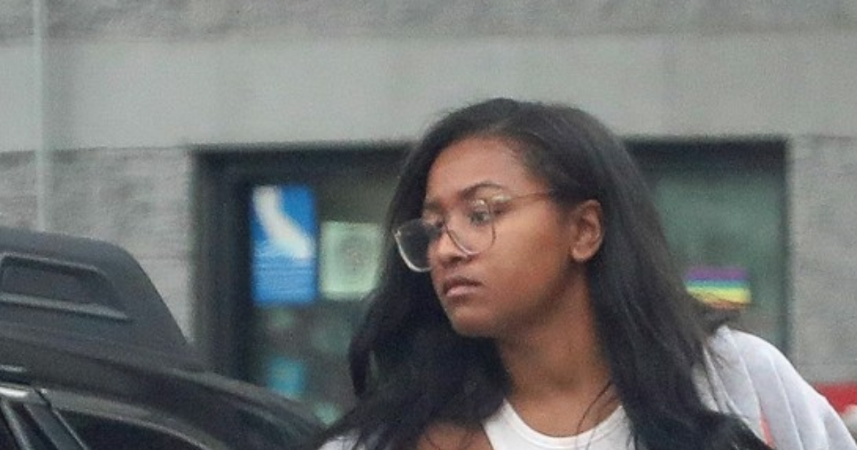 Ovako danas izgleda mlađa kći Baracka Obame: Paparazzi je snimili u opuštenom izdanju