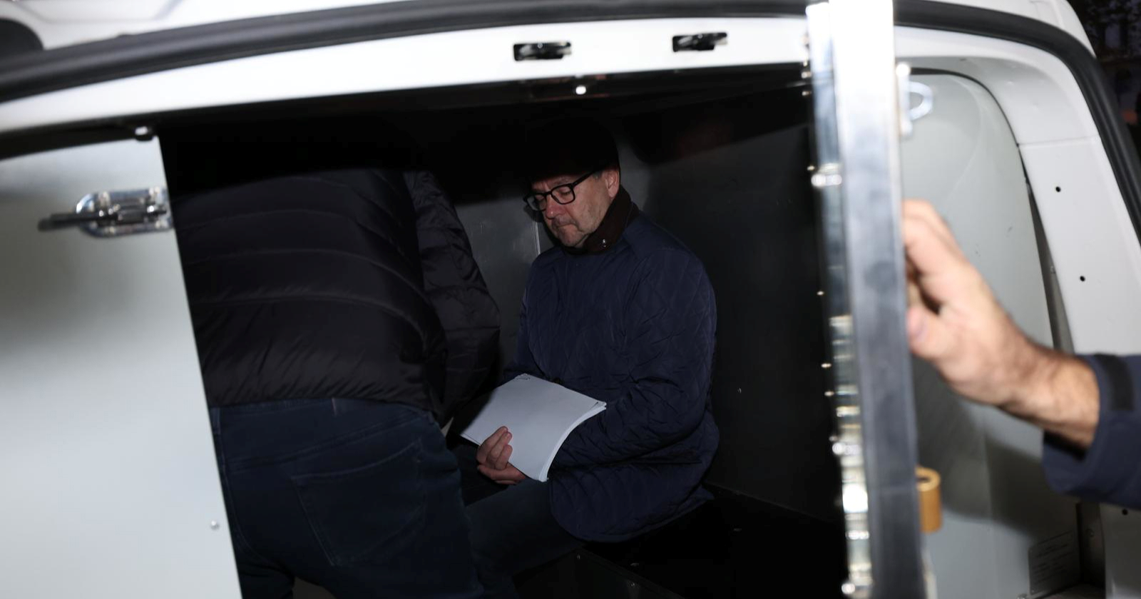 Mikulić i njegov kum idu u istražni zatvor, Uskok ima 22 svjedoka