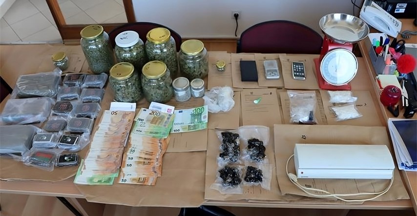 FOTO Policija kod muškarca (51) u Istri pronašla hrpu droge