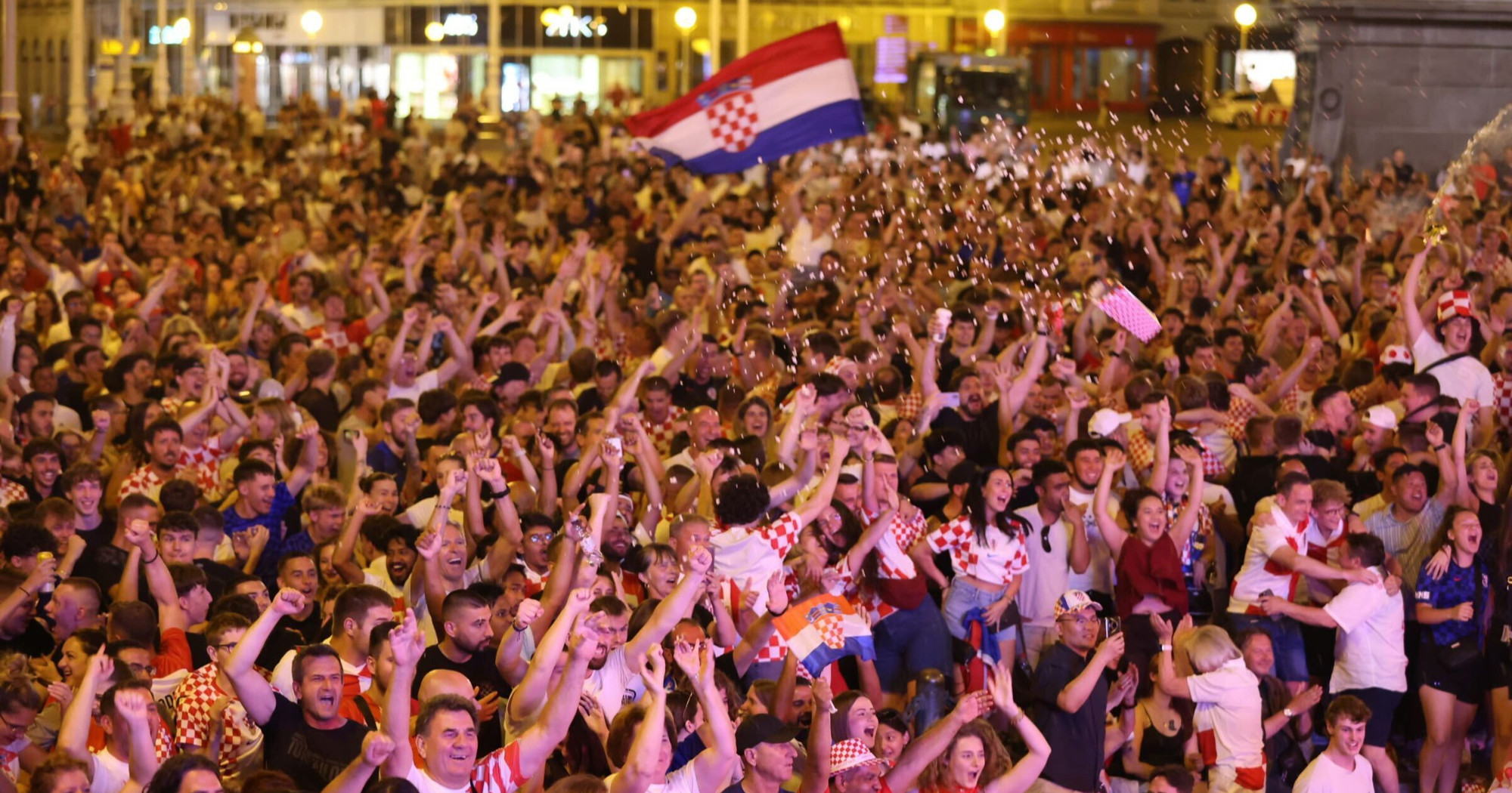 Vrtlog emocija na Trgu bana Jelačića: Razočaranje zbog Gane, slavlje zbog Vlašića